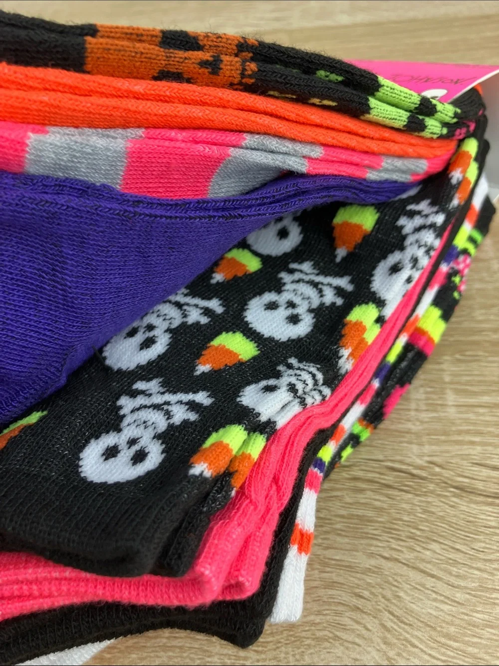 10 PAIRS Halloween Betsey Johnson Socks Low Cuts Skulls Rainbow Goth NWT